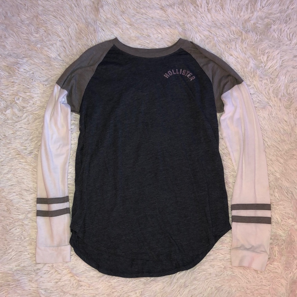 Hollister long sleeve tee